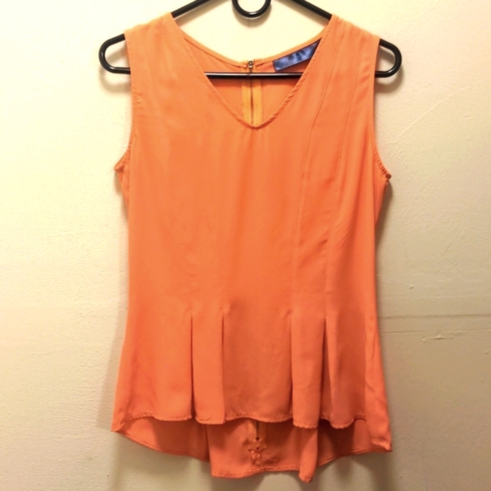 Sleeveles Perfectly Tailored Blouse